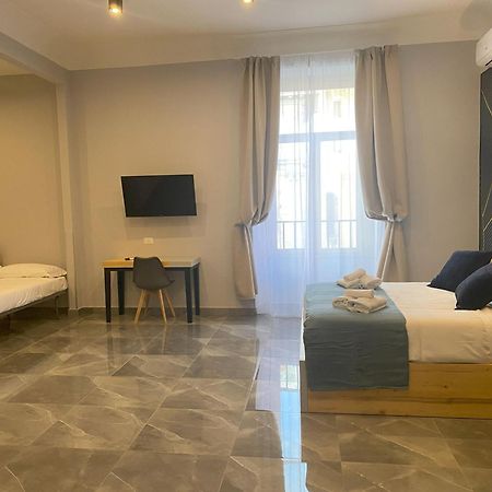 Hotel Be Italian Flat Sanfelice Neapel Exterior foto