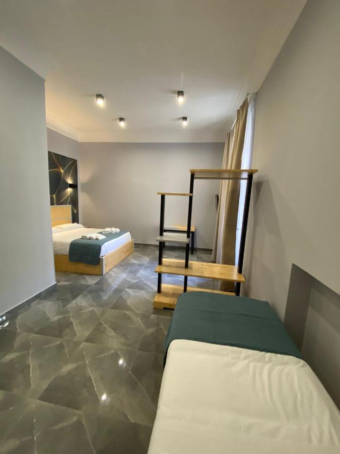 Hotel Be Italian Flat Sanfelice Neapel Exterior foto