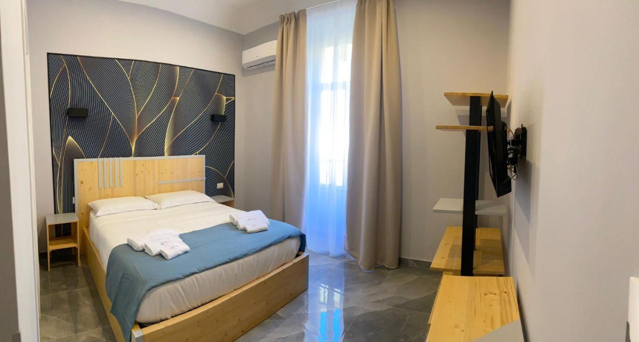Hotel Be Italian Flat Sanfelice Neapel Exterior foto
